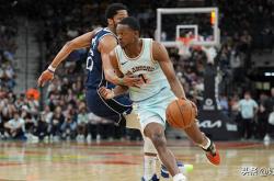 马刺传闻：圣安东尼奥对“三头怪兽”控衛(wèi)的真(zhēn)实感受