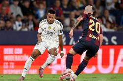 姆巴佩神奇进球，居莱尔大师級(jí)助(zhù)攻辅佐