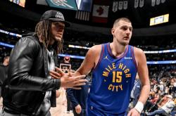 NBA｜MVP榜：约基奇居首(shǒu)、亚历山大排名第二(èr)、东契奇第三，里夫斯获提名