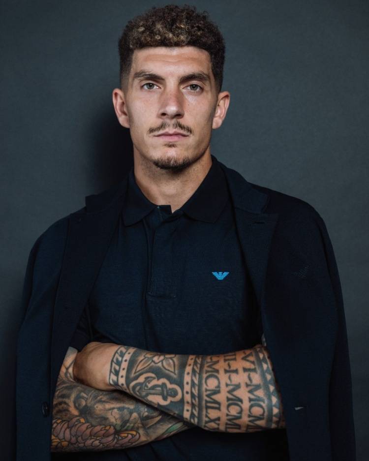 官方:阿玛尼成为那不勒斯正装合作伙伴