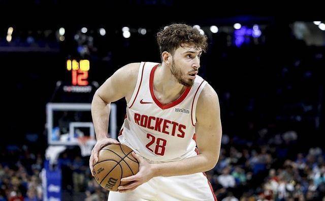 NBA最新战报:火箭140-127战胜爵士、杜兰特7连中遭到质疑!