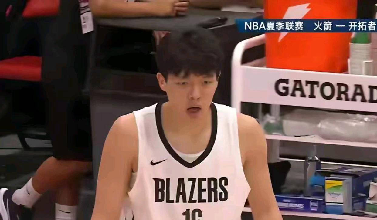 NBA夏季联赛：杨瀚森表现出色，利拉德续约开拓者队