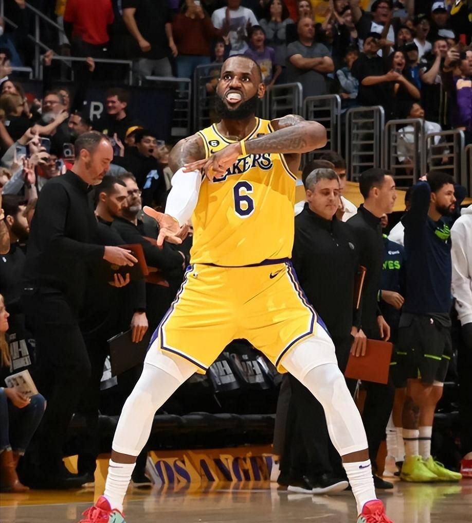 别的纪录难破!詹皇两上榜,NBA五纪录无解