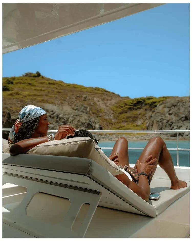 生涯首次一阵!多诺万-米切尔ins晒出训练和休闲照