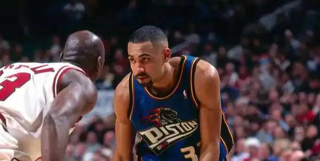 “伤病如影随形,四大NBA球星的不解遗憾”