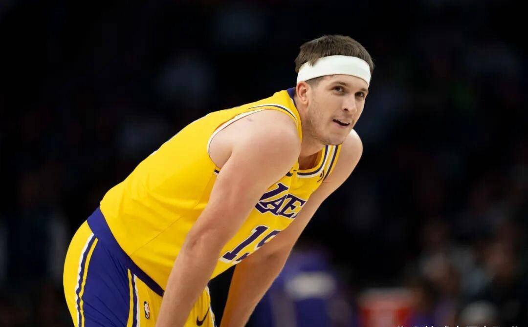 NBA全明星人选里夫斯的顶薪合同前景如何?