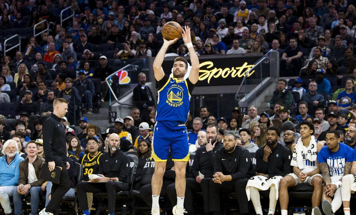 火箭跌出战力榜前三！NBA更新官方战力榜，雷霆15连胜登顶，NBA新王当立？